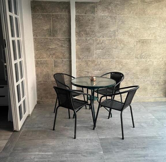 تختخواب و صبحانه The Dreams Alojamineto