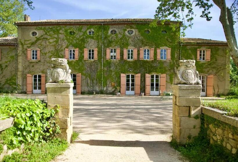 Chambre D Hôtes Insolite Lit Rond B&b Proche Avignon Orange   Château De Sienne Piscine Rivière