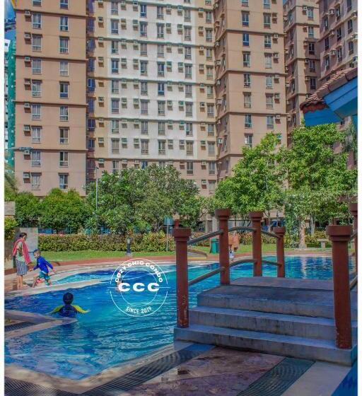 Cozy Chic Condotel Avida Towers Sucat