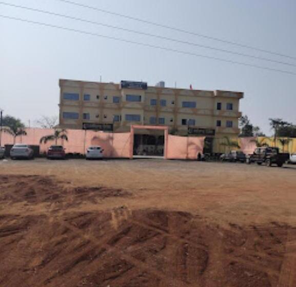 فندق Chhattisgarh Palace, Rajnandgaon