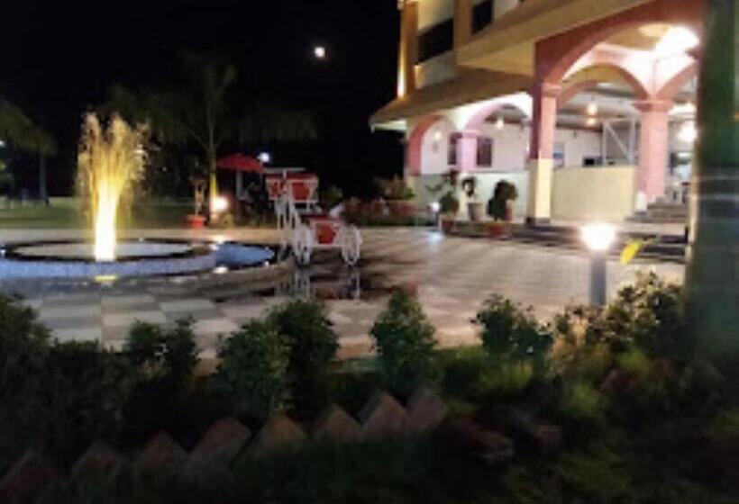 酒店 Chhattisgarh Palace, Rajnandgaon