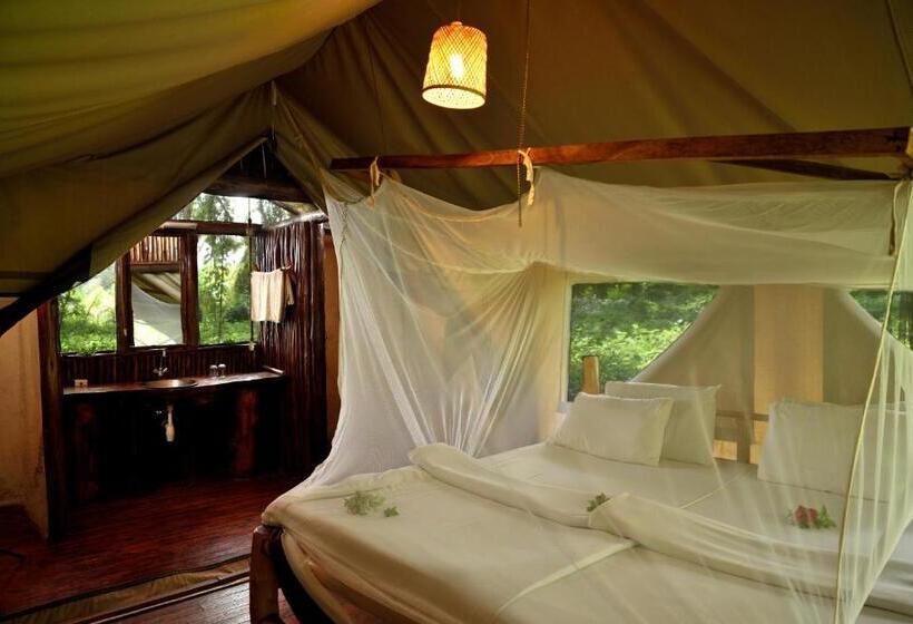 هتل Migunga Tented Camp