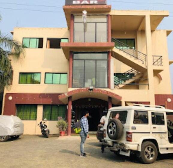 فندق Palkhi, Bhusawal