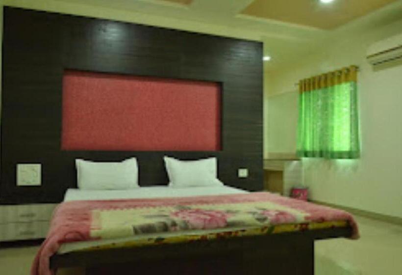 فندق Palkhi, Bhusawal
