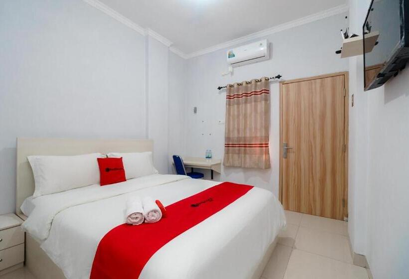 هتل Reddoorz At Homestay Lotus 2 Pangkal Pinang