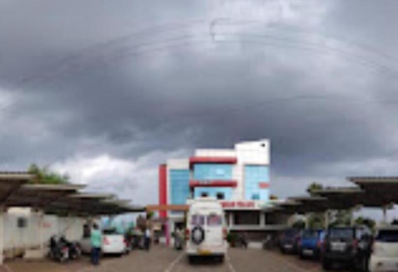 酒店 Sangram Palace Shirur