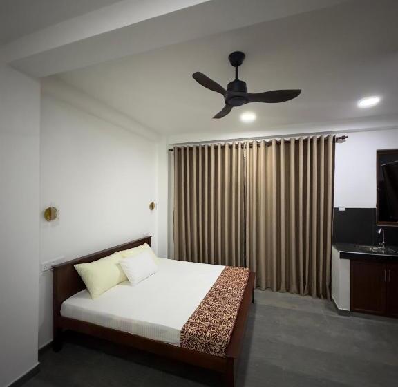 Отель Tranquil Tides Galle