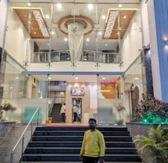 فندق Vstar, Ahmednagar