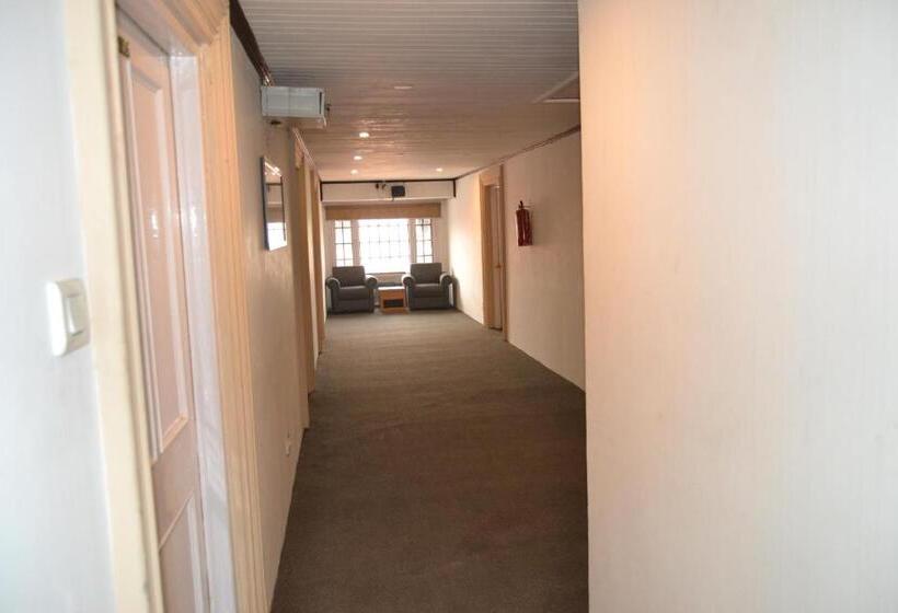 בית מלון כפרי Zippino 3s3