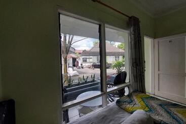 پانسیون Grand Syariah Guest House Humanitas