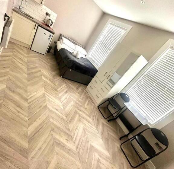 פנסיון Harrow Guest House Cecil Ha3