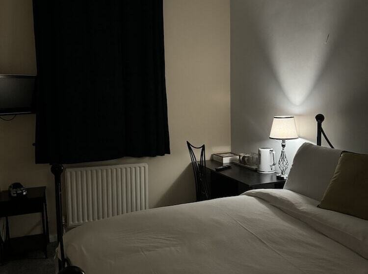 بنسيون Windsor Wine & Dine