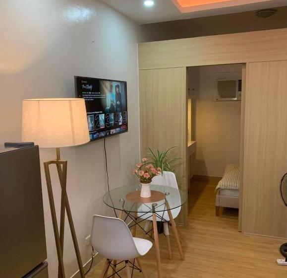 Trees Residences