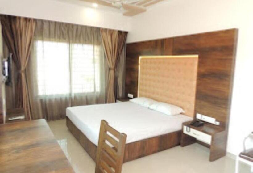 호스텔 Marvel Inn Shirur