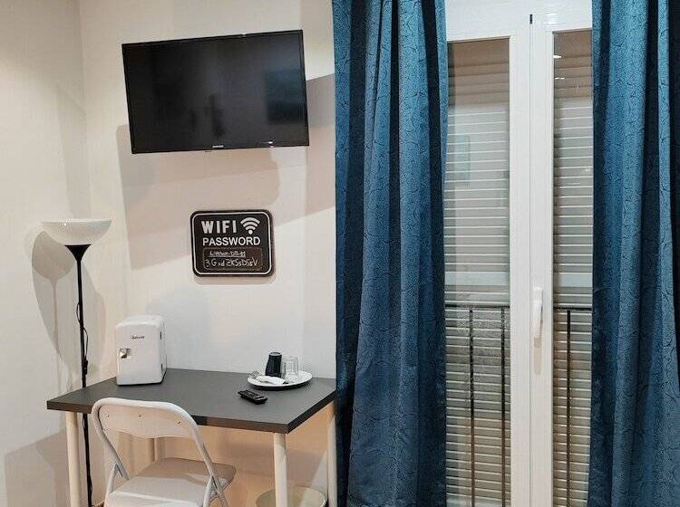 تختخواب و صبحانه Las Salinas House Private Rooms