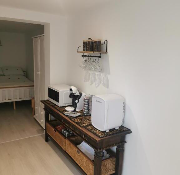 تختخواب و صبحانه Elmwood Lodge