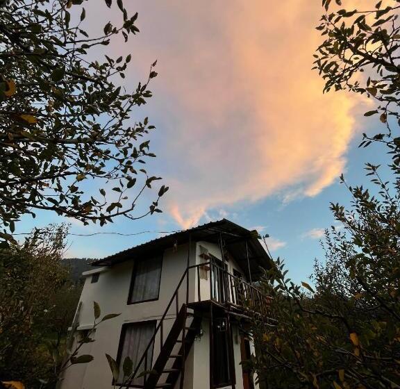 مبيت وإفطار Mandap Cottage & Cafe