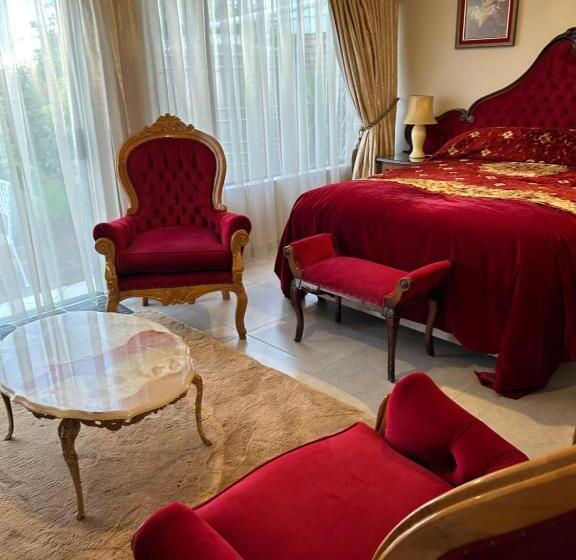 Bed and Breakfast Moulin Rouge Overnight Accomodation