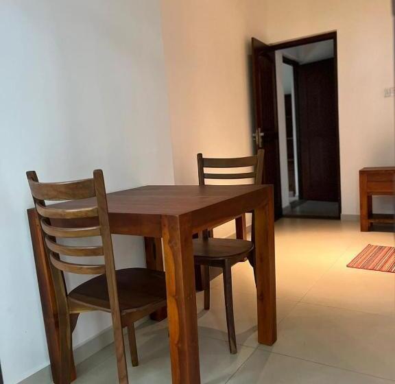 Bed and Breakfast Tropical Retreat Villa