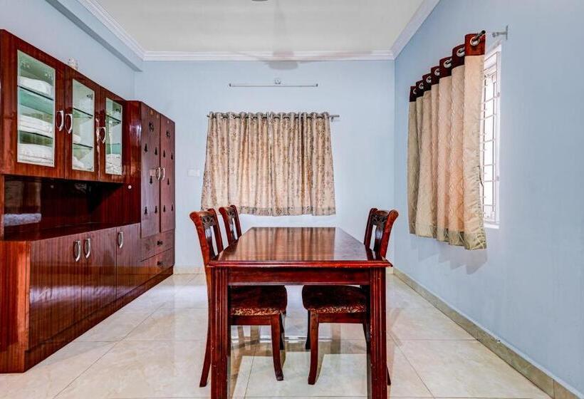 Otel Collection O Sri Balaji Hill View Homestay