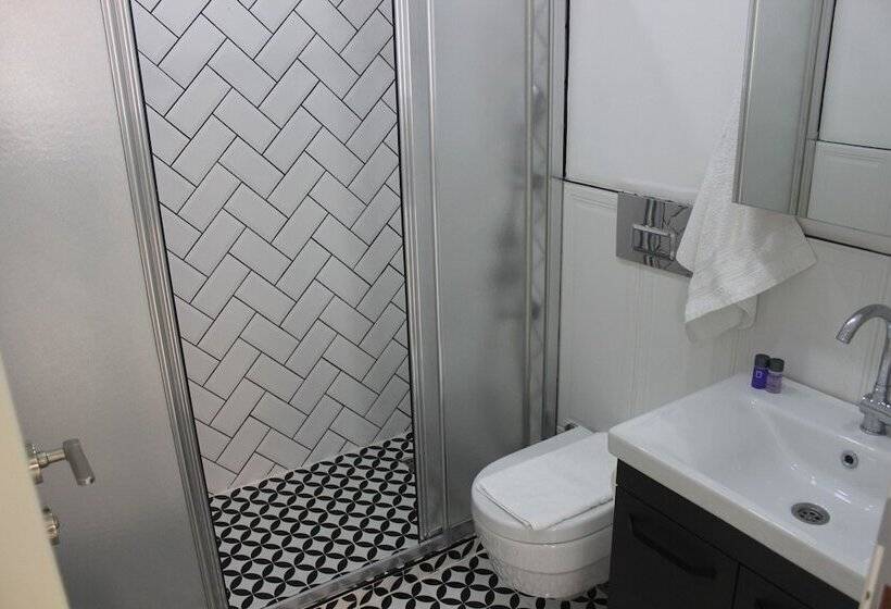 هتل Cosy Suite