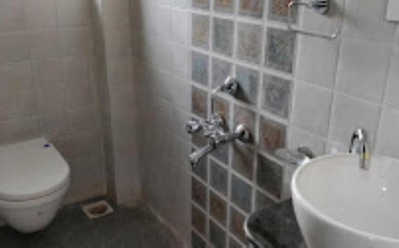 فندق Shalom Stay,ratnagiri