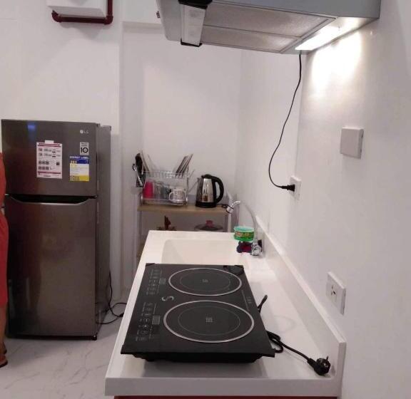 M&m Royal Oceancrest Mactan