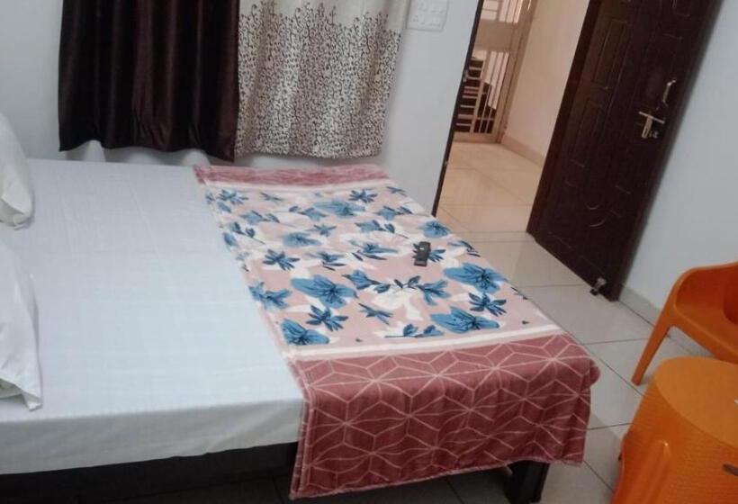 膳宿费 Aashiyana Home