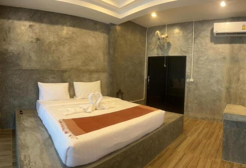 بنسيون Seaview Hopper Phuket House