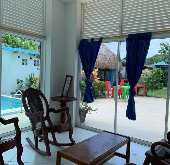 فندق Cabaña Manzuren