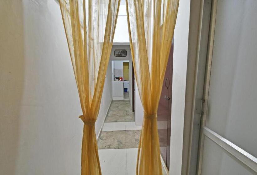 هتل Coral Home Stay