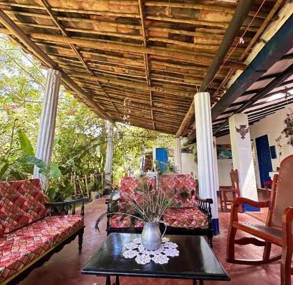 בית מלון כפרי /finca Portal De La Ceiba