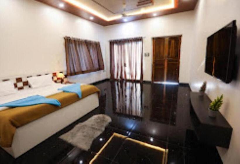 Отель Hidden Hill Resort Pali Sudhagad