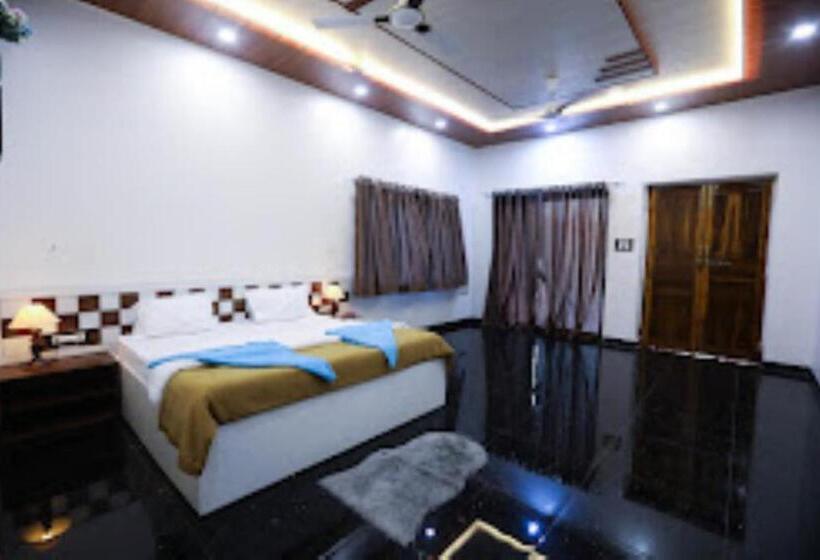 Отель Hidden Hill Resort Pali Sudhagad