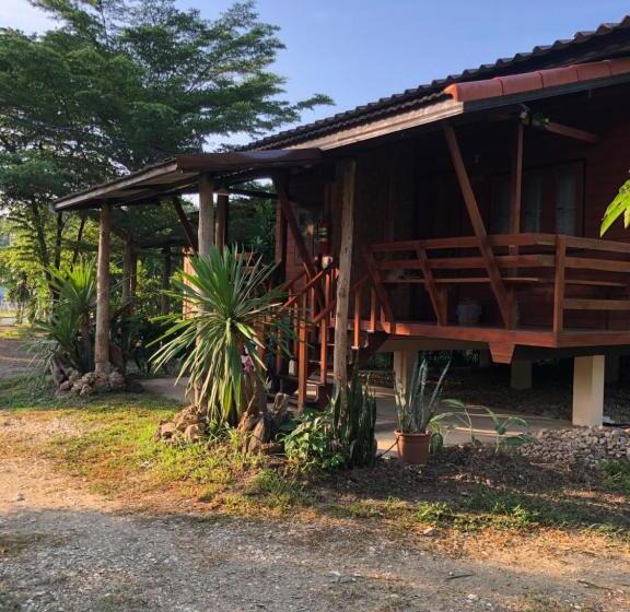 هتل Lampang Homestay2