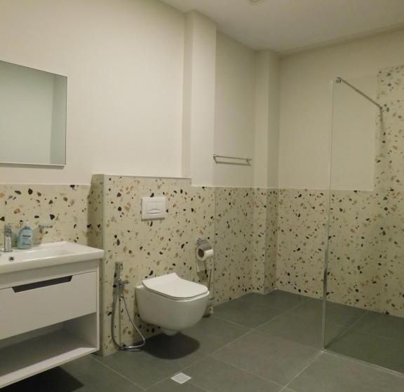 Mik Hotel Korce