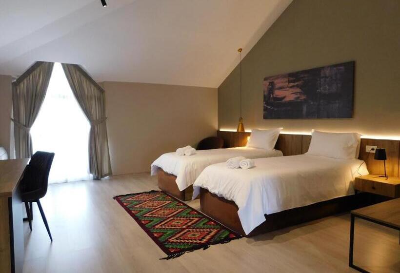 Mik Hotel Korce