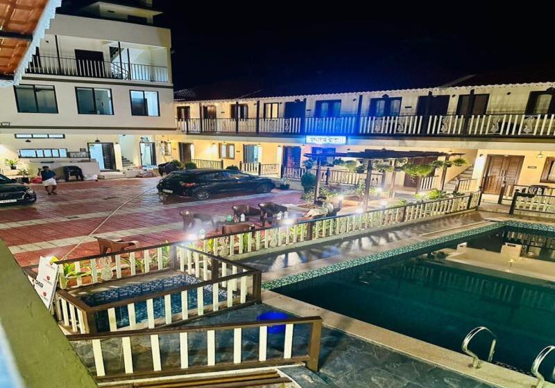 فندق Parshuram Wada Resort