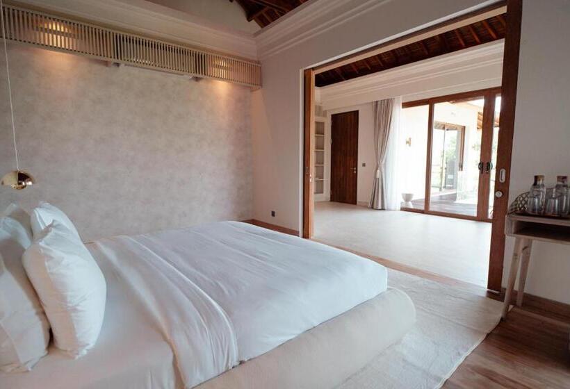 هتل Poco Poco Villas By Aayan