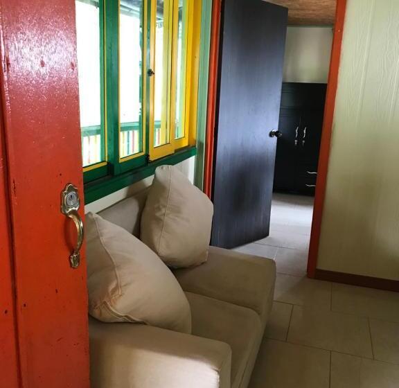 هتل Reserva Natural Finca La Cabaña