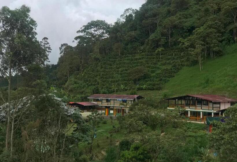 هتل Reserva Natural Finca La Cabaña