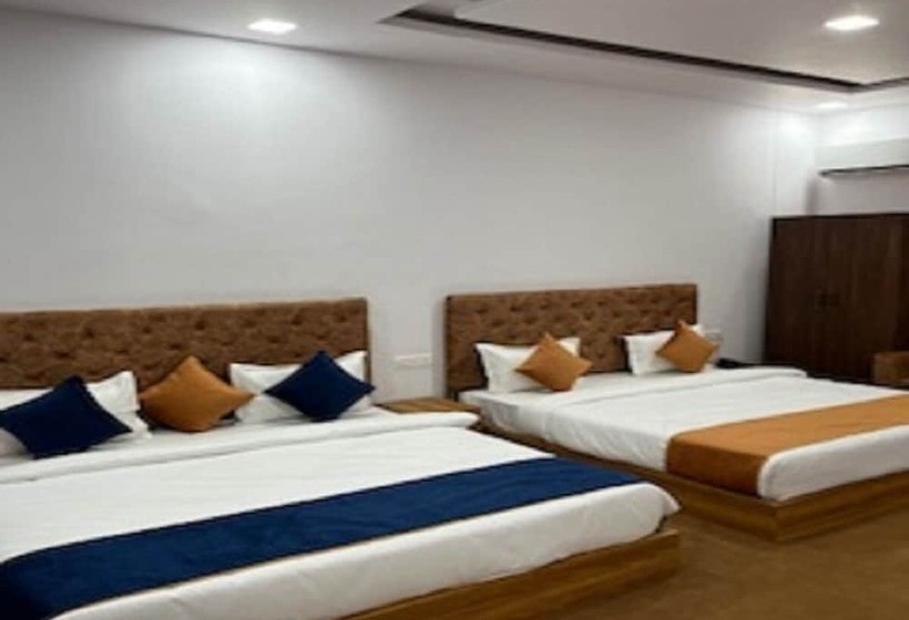 فندق Surya Inn