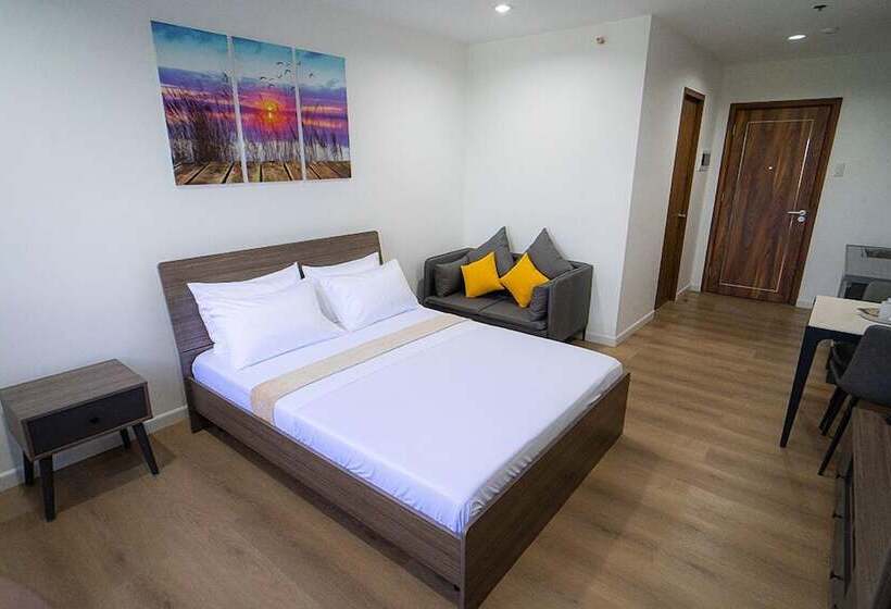 Mangrove Place And Residences By Hiverooms