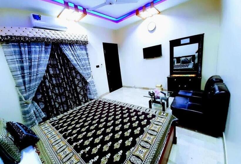 مُتل Galaxy Inn Guest House