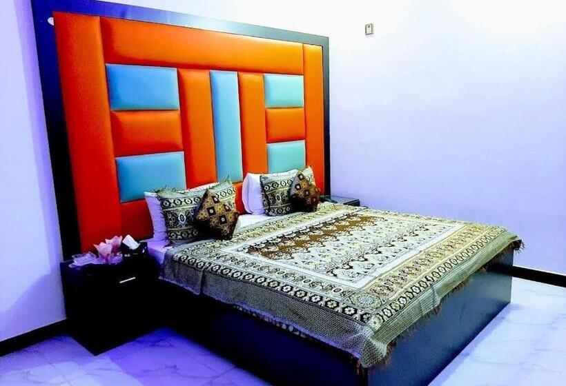 مُتل Galaxy Inn Guest House