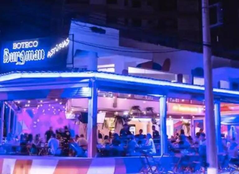 پانسیون 01a Doutor Hostel 800 Mts Da Praia