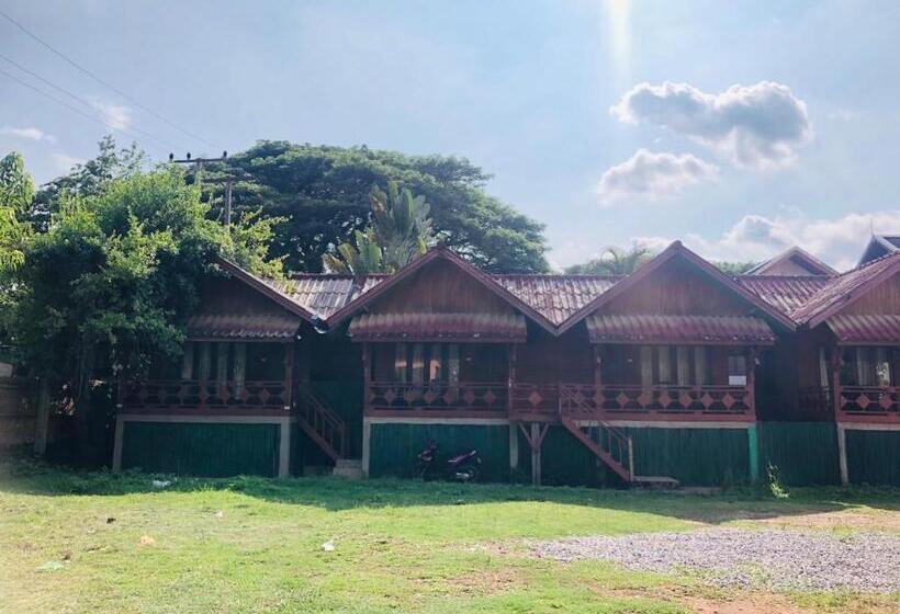 پانسیون Bungalows Le Jar Din Ogne