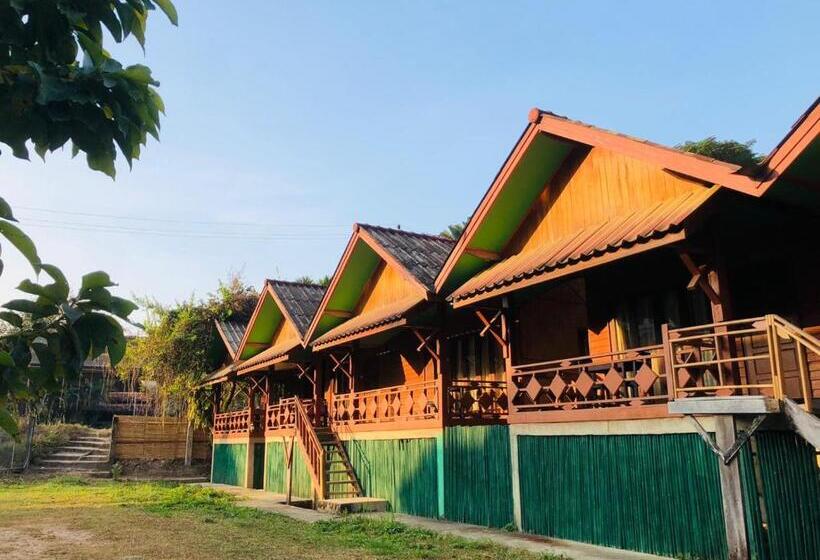 پانسیون Bungalows Le Jar Din Ogne