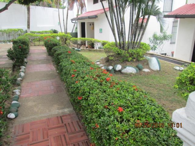 پانسیون Centro Vacacional Miradores Del Sumapaz