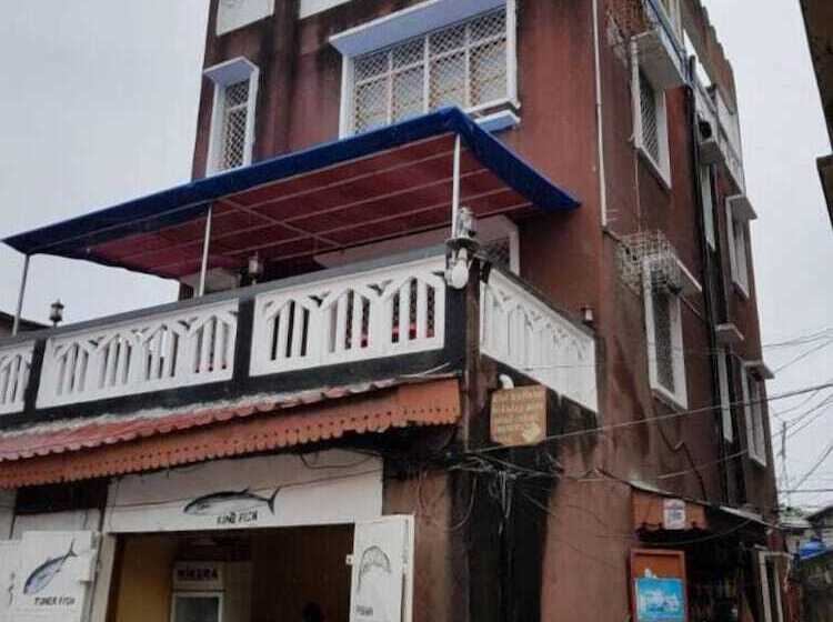 پانسیون Rafiki Apartment